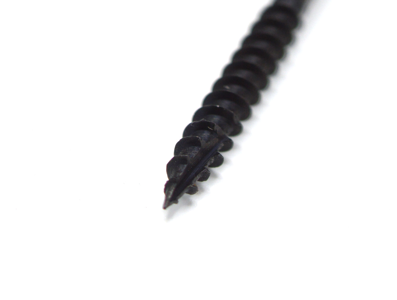 Träskruv TKT Svartoxiderad 3x16 mm